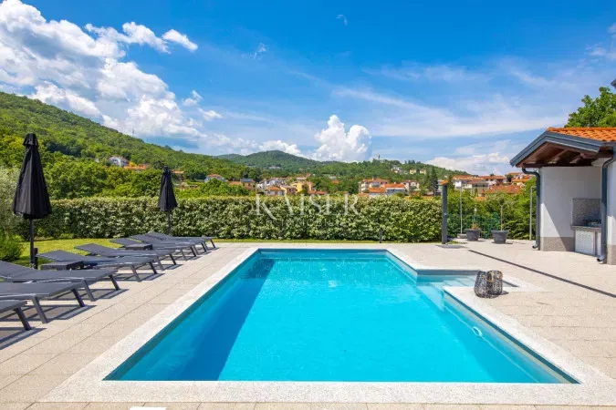 Villa Pobri, Opatija - Okolica, 156m2 – 2