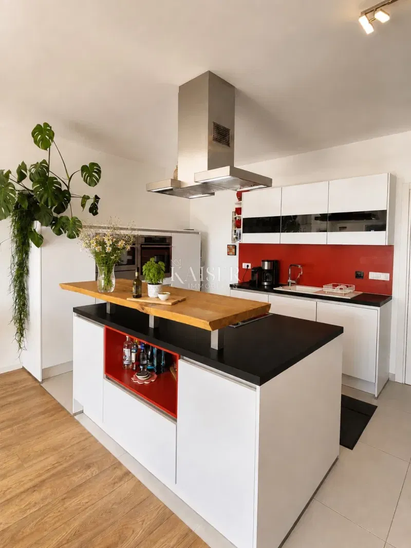 Opatija, Matulji – Modern family home with sea views, garage for two cars and great potential – 3