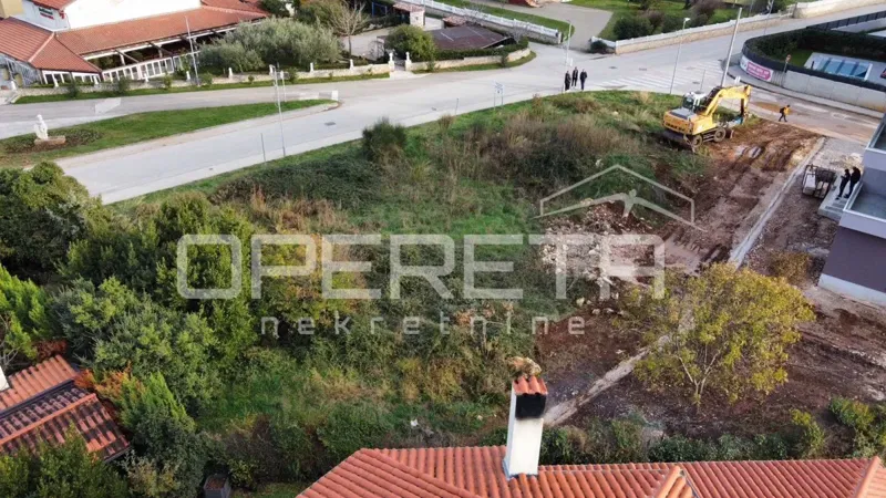 Telek Premantura – 3