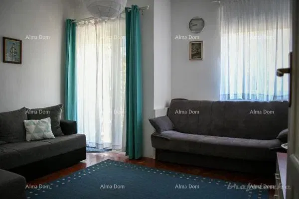 LABIN – THREE-BEDROOM APARTMENT WITH GARDEN IN THE CITY CENTER – 57 m² – 3