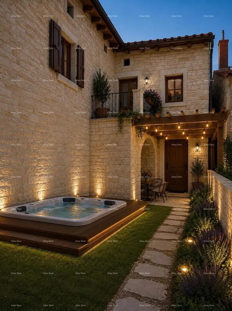 Prodaja - Kamena istarska kuća s građevinskom dozvolom i  projektom za rekonstrukciju–blizina Tinjana!