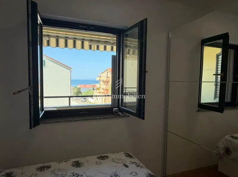 Appartamento con due camere al primo piano con vista mare – 2