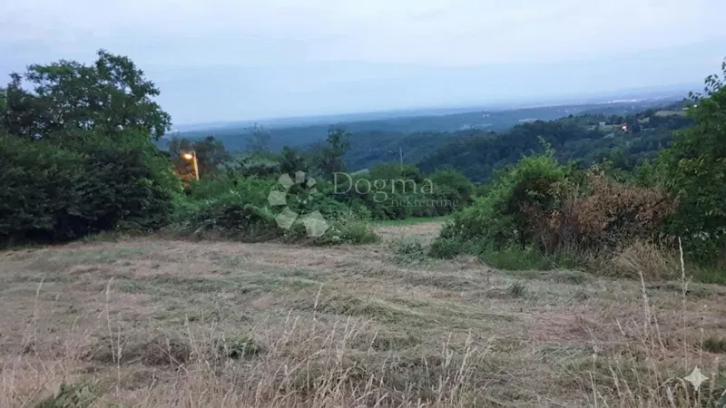 Građevinsko zemljište 1662m²