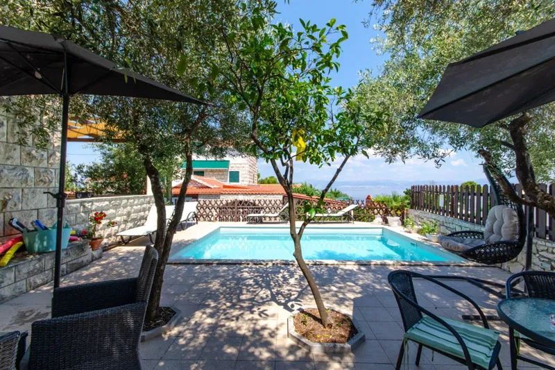 Villetta bifamiliare con vista mare – 2
