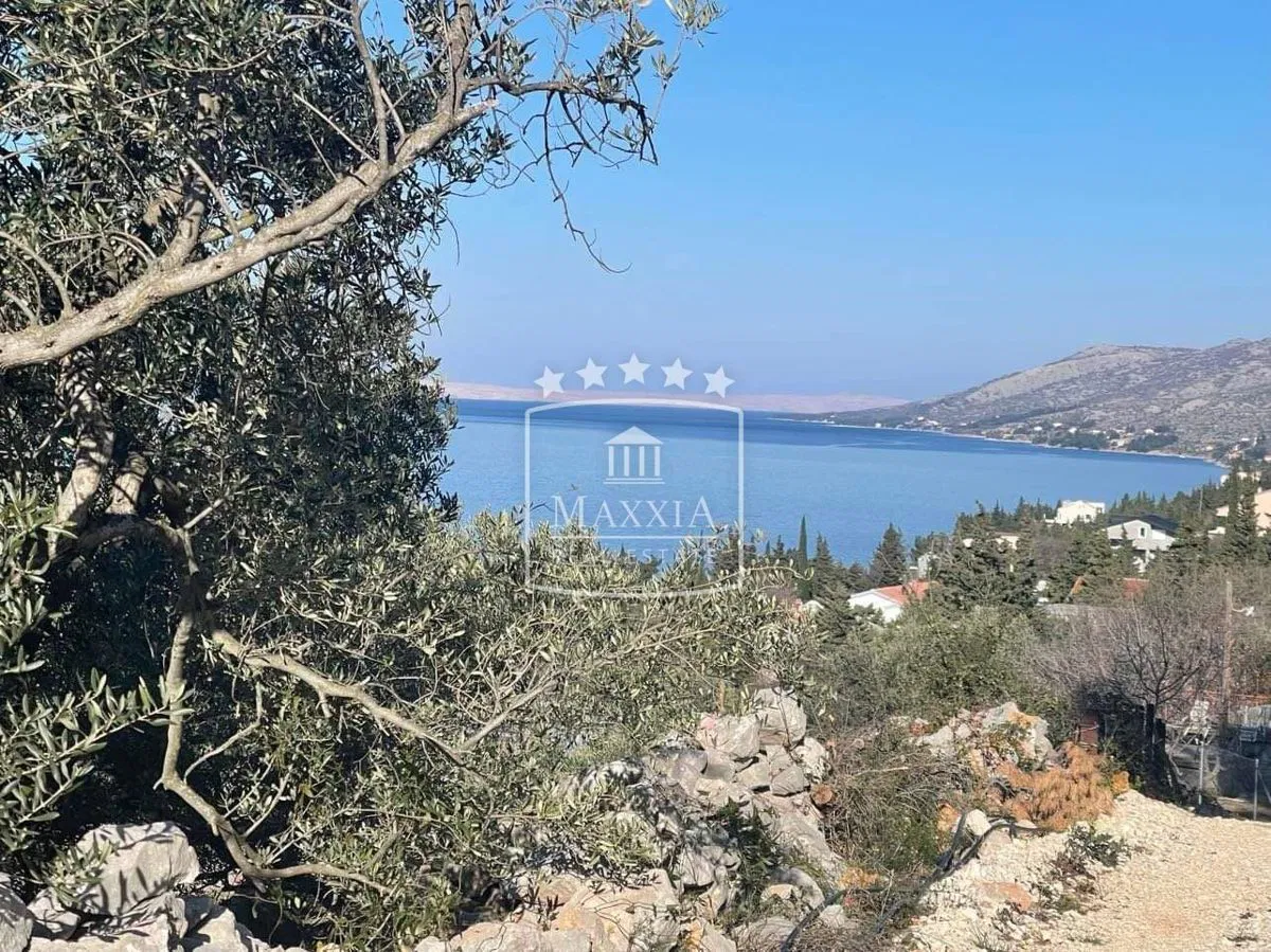 Starigrad - građevinsko zemljište 655 m², otvoreni pogled more! TOP PONUDA!!87000€