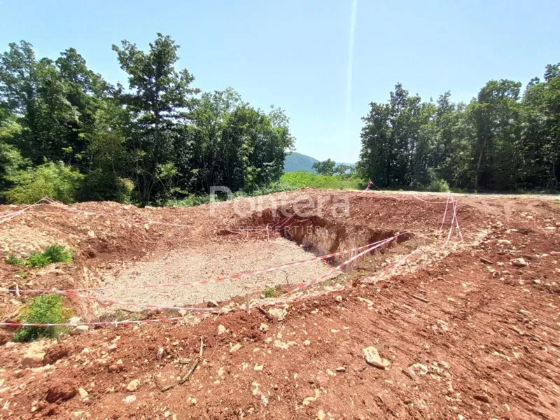 Pozemek Sveti Bartul, Raša, 554m2