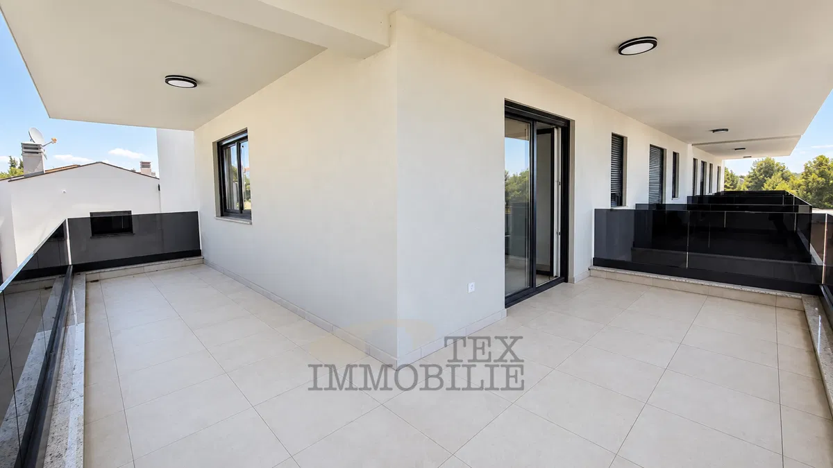 Bereich Poreč - große Wohnung 1400 Meter vom Meer entfernt