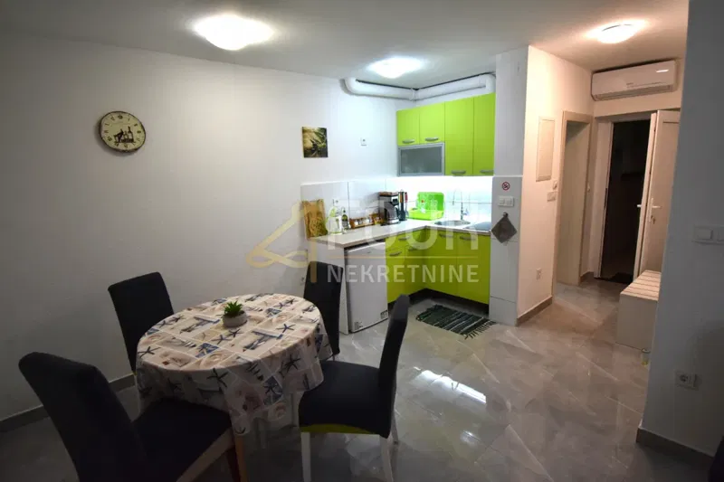 Island of Krk, Malinska, 1 bedroom + living room, garden 77m2 + parking space – 3