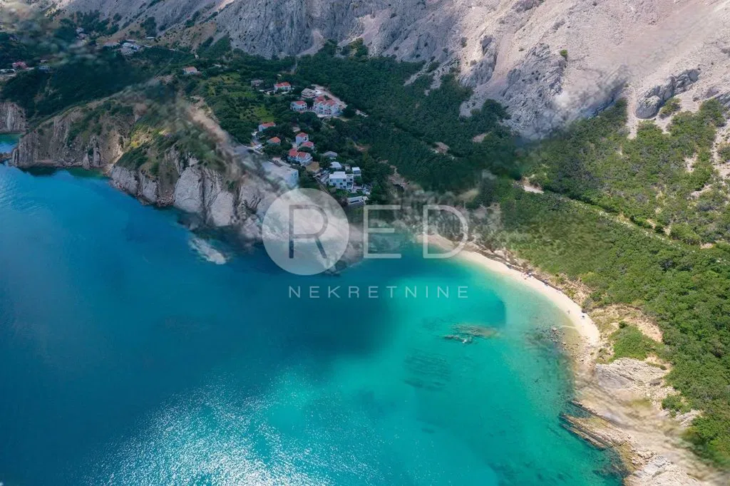 GRAĐEVINSKO ZEMLJIŠTE S PANORAMSKIM POGLEDOM NA MORE – BOŠANA, OTOK PAG