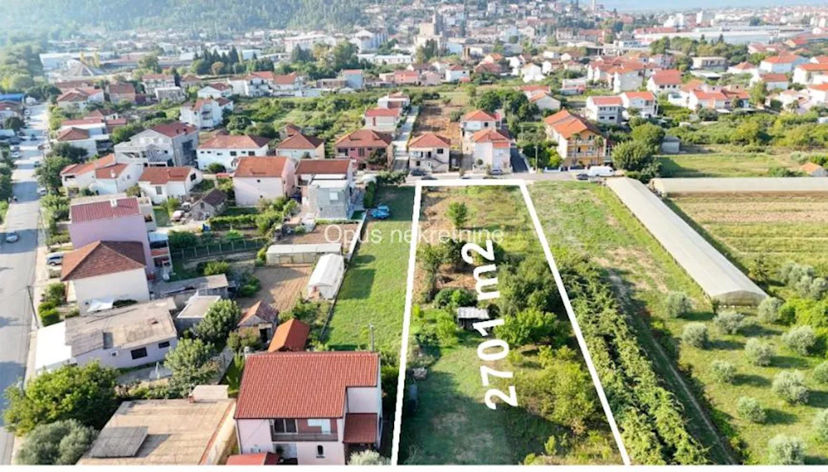METKOVIĆ-građevinsko zemljište 2701 m2