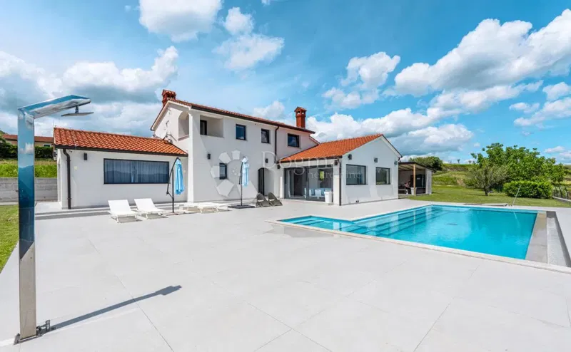 Haus Vrh, Buzet, 159m2