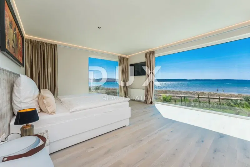 ZADAR, LJUBAČ - Luxus villa 1. sorban a tengertől