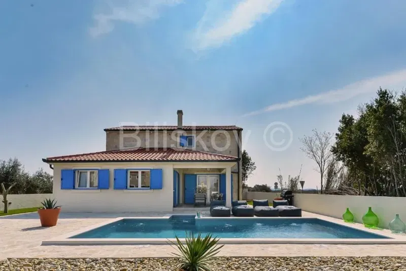 Zadar, Privlaka, for sale, stone house with swimming pool, garden and parking. – 2