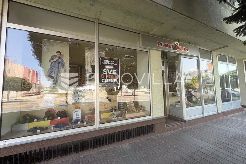 Đakovo, Strogi centar, poslovni prostor 105 m²
