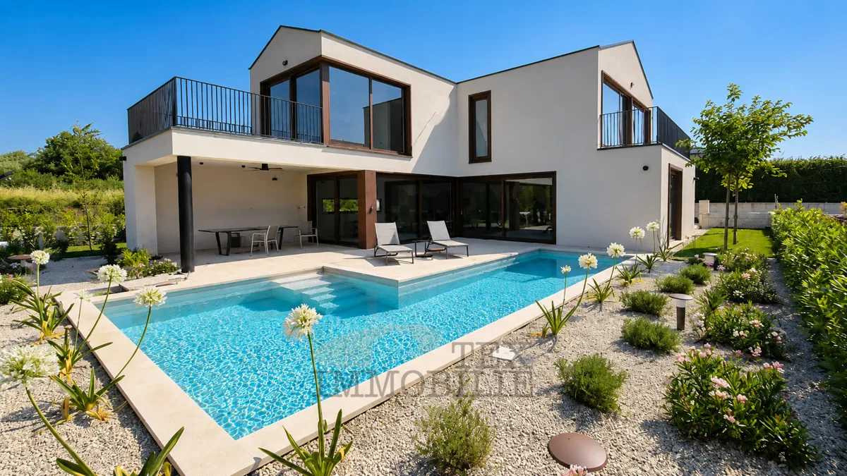 ISTRIEN, POREČ - Modernes Einfamilienhaus mit Swimmingpool, nur 2 km vom Meer entfernt