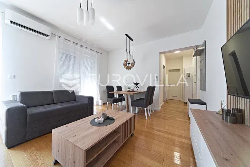 Osijek, Gornji grad, modern Penthouse with Garage and Covered Terrace – 2