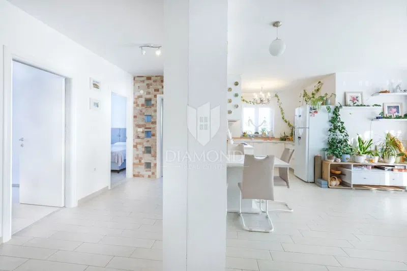 Beautiful 3-bedroom apartment, Pula! – 3