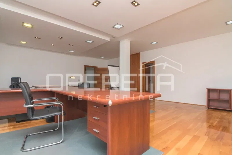 Affitto, Ufficio, Odra, Velika cesta , 220m2 – 2
