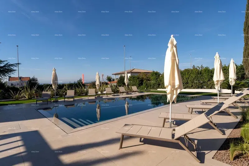 Luxury Modern Villa with Heated Pool – Poreč – 2