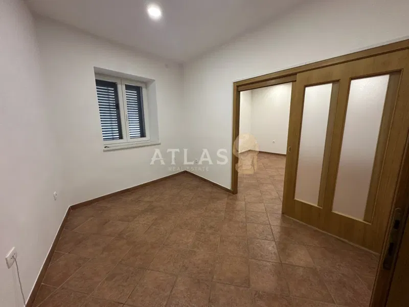 RIJEKA, CENTRUM | POWIERZCHNIA BIZNESOWA DO WYNAJĘCIA – 3