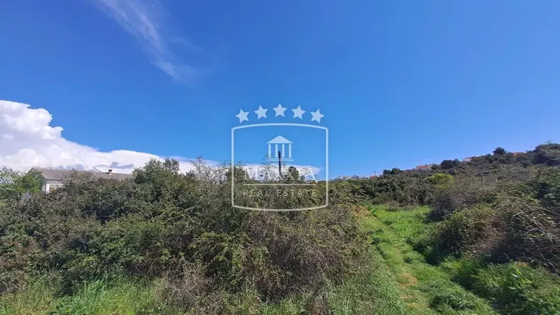 Crno - građevinsko zemljište industrijsko poslovne namjene! 2946m2! 441900 €