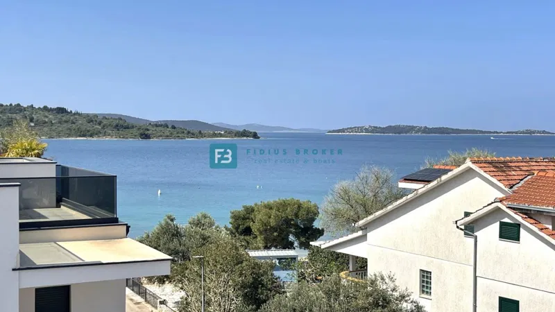 VODICE - SRIMA, novo, 2. red do mora, penthouse, krovna terasa, panoramski pogled – 2