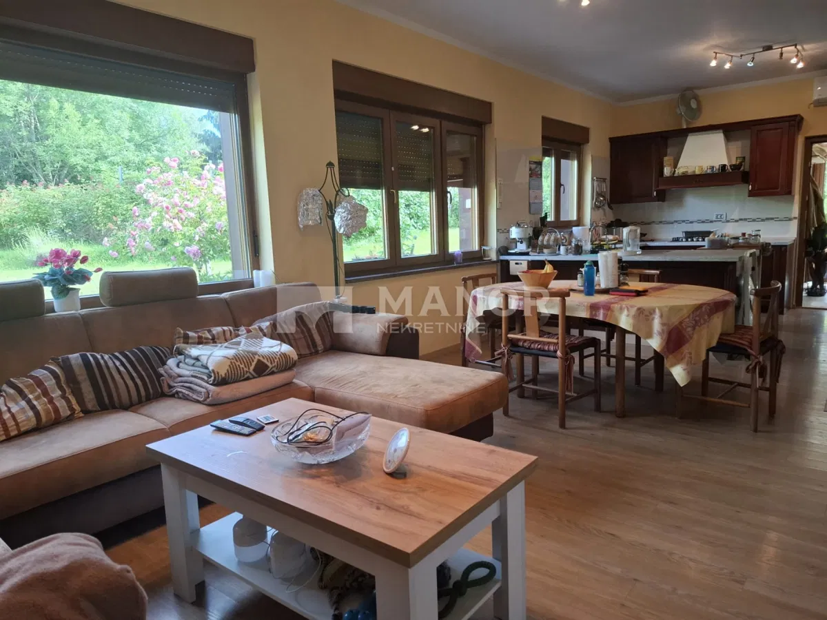 Haus Bukov Vrh, Skrad, 270m2
