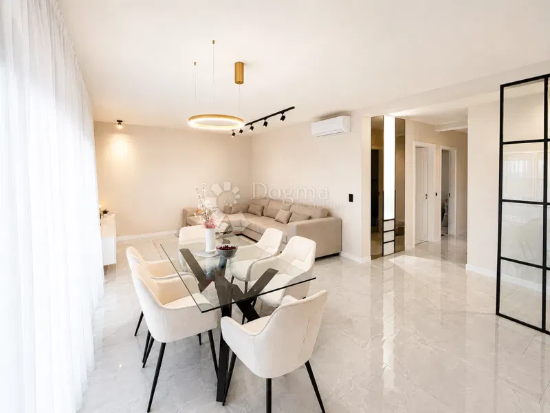Квартира Crno, Zadar, 223,80m2 – 2