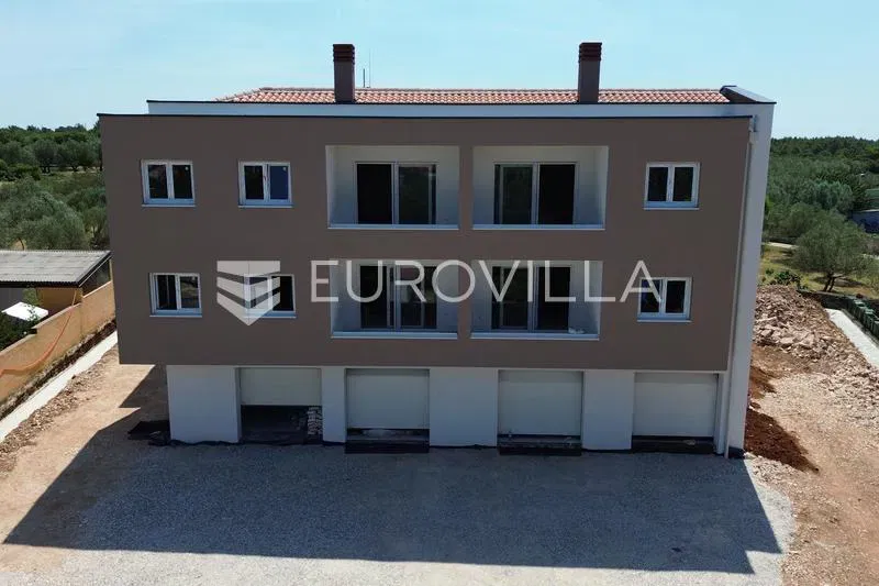 Istria, Peroj, modern apartment with garage and terrace – 3