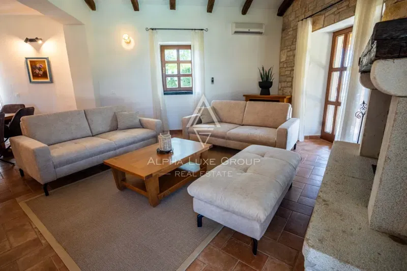 Istria, okolie Poreča: Kamenná vila s bazénom a výhľadom – 3