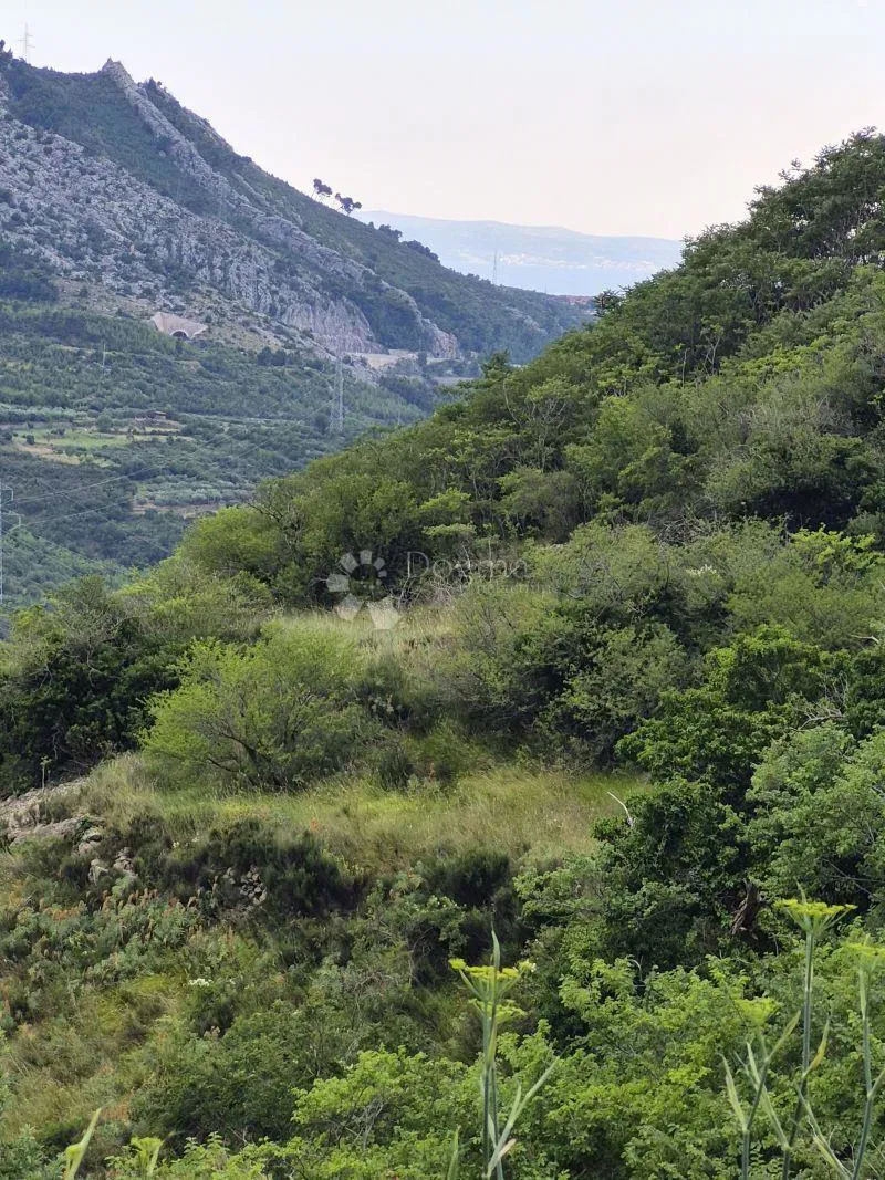 Земля под застройку Klis, 9.500m2
