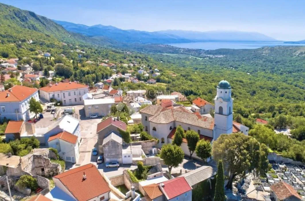 Građevinsko zemljište sa pogledom, Bribir