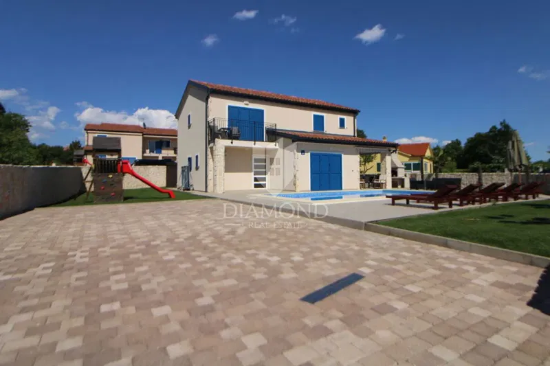 KRK, DOBRINJ – MODERN VILLA WITH POOL – 2