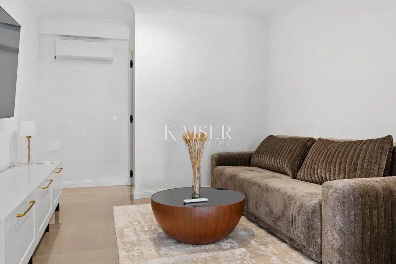 Lovran, surroundings - luxury apartment 1 bedroom + living room, 74m2 – 2