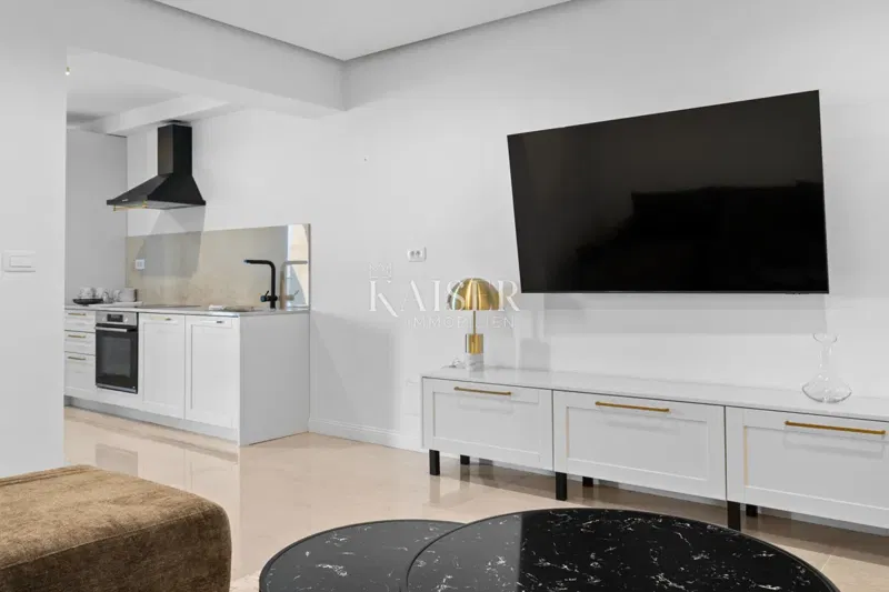 Lovran, surroundings - luxury apartment 1 bedroom + living room, 90m2 – 2