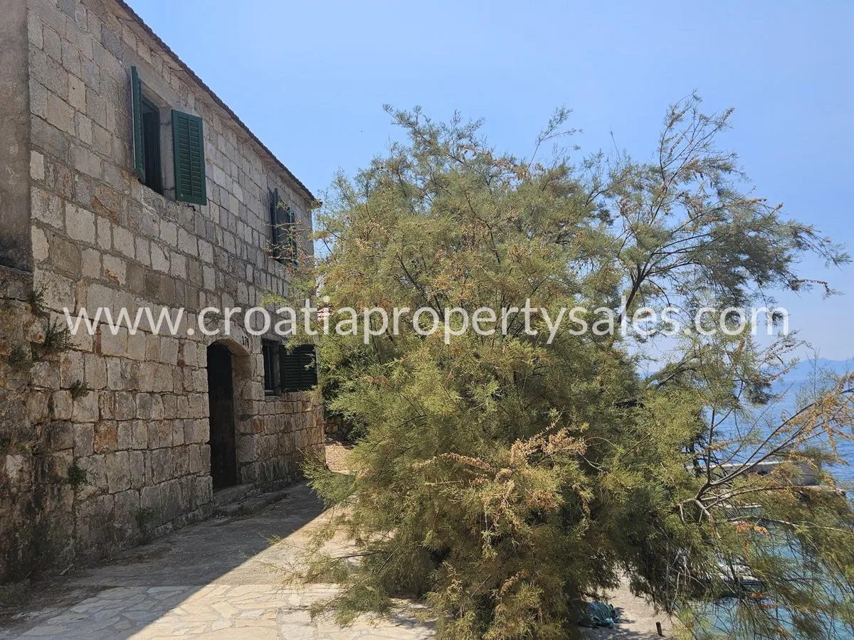 Hvar, stara kamena kuća, prodaja, 470.000 €