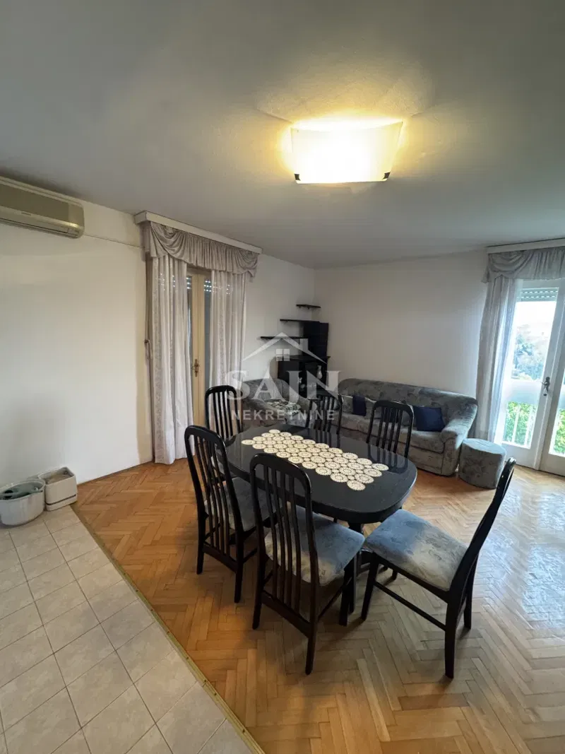 Lakás Trogir – 2