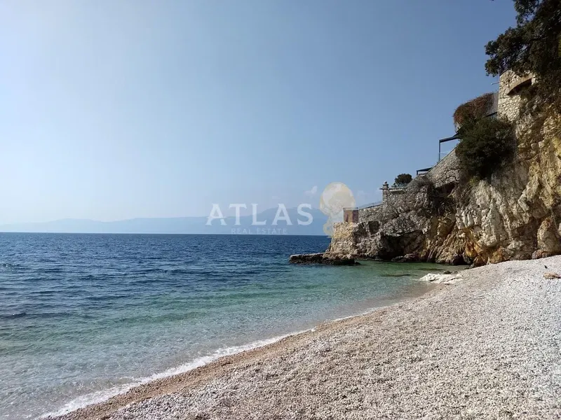 OSSO | TERRENO EDIFICABILE CON VISTA MARE