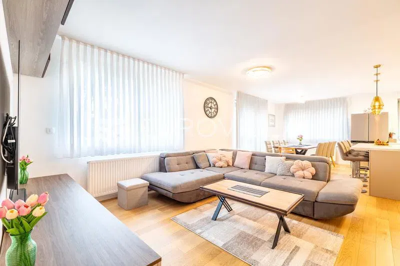 Zagreb, Vrapče, Bolnička, luxury three-bedroom apartment with garden 140 m², garage – 3