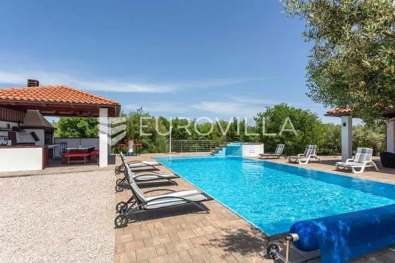Krk, Dobrinj, Rustic Villa with a 60 m² heated pool, jacuzzi, sauna, and fitness – 3