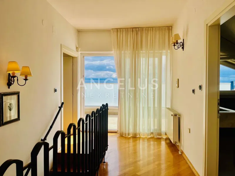 Flat Šalata, Gornji Grad - Medveščak, 249m2 – 2