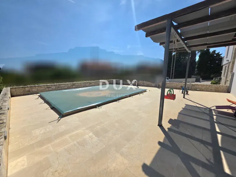 ISTRIA, MEDULINO – Ampio appartamento con giardino, piscina e ottime potenzialità di investimento – 3