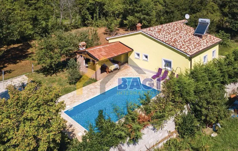 Istria-Rebići-Vendita esclusiva di una casa con piscina vicino al mare – 3