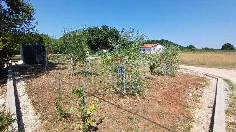 Building plot Marčana, 998m2 – 3