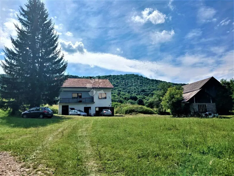 Дом Boričevac, Donji Lapac, 258m2