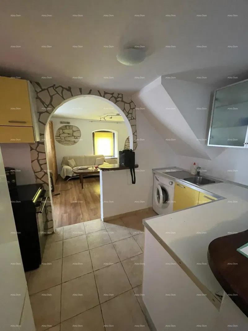 In vendita appartamento di 44 m2 a Pola, vicino al centro e all'Arena. – 3