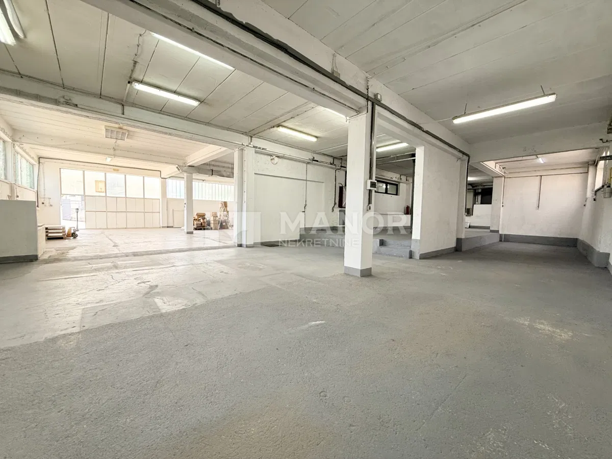MATULJI, JUŠIĆI - Hala s kancelarijama za najam, 500 m²