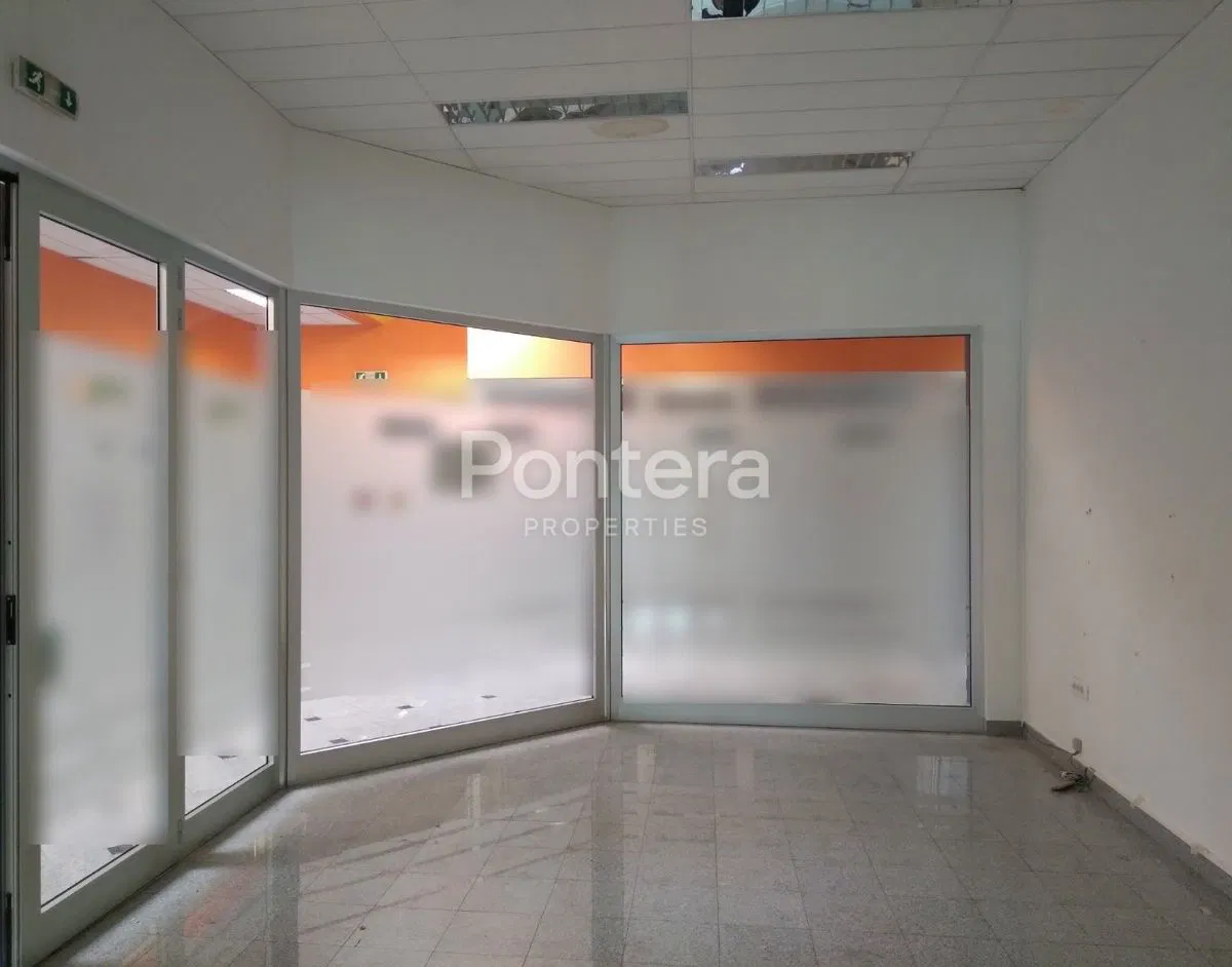 Kereskedelmi Viškovo, 27m2
