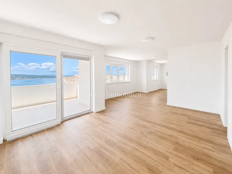 Moderno appartamento con vista mare e 2 posti auto – 3