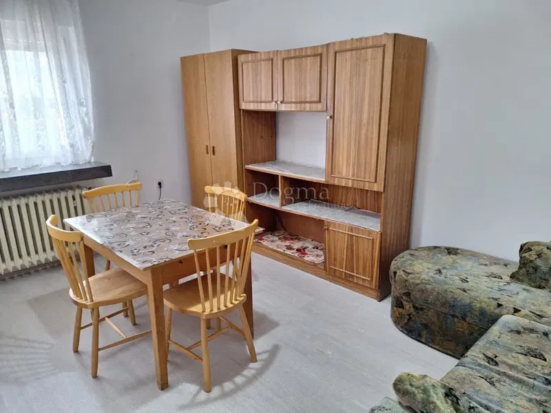 Byt Glinska Poljana, Petrinja, 24m2